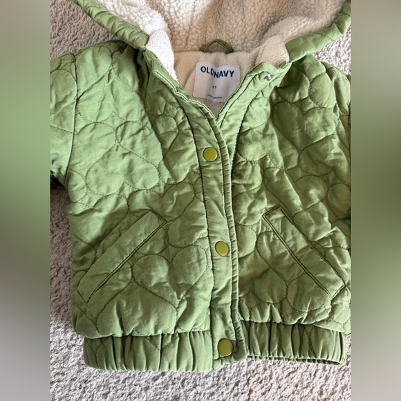 Old Navy Sherpa-Trim Quilted Jacket for‎ Toddler Girls (2T) - Picture 2 of 4